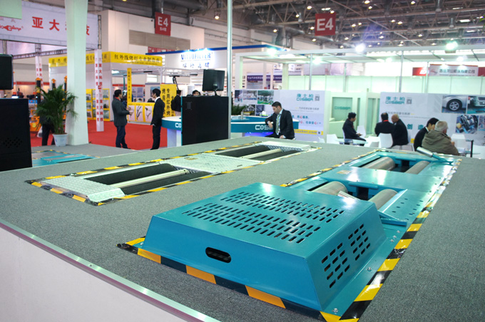 COSBER booth in AMR2014 AUTO MAINTENANCE & REPAIR EXPO (Beijing)